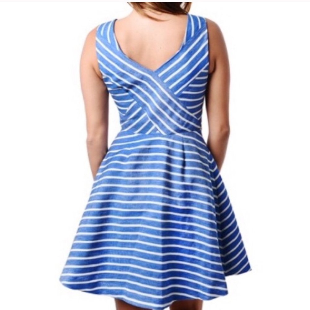 NWOT Vineyard Vine Dress